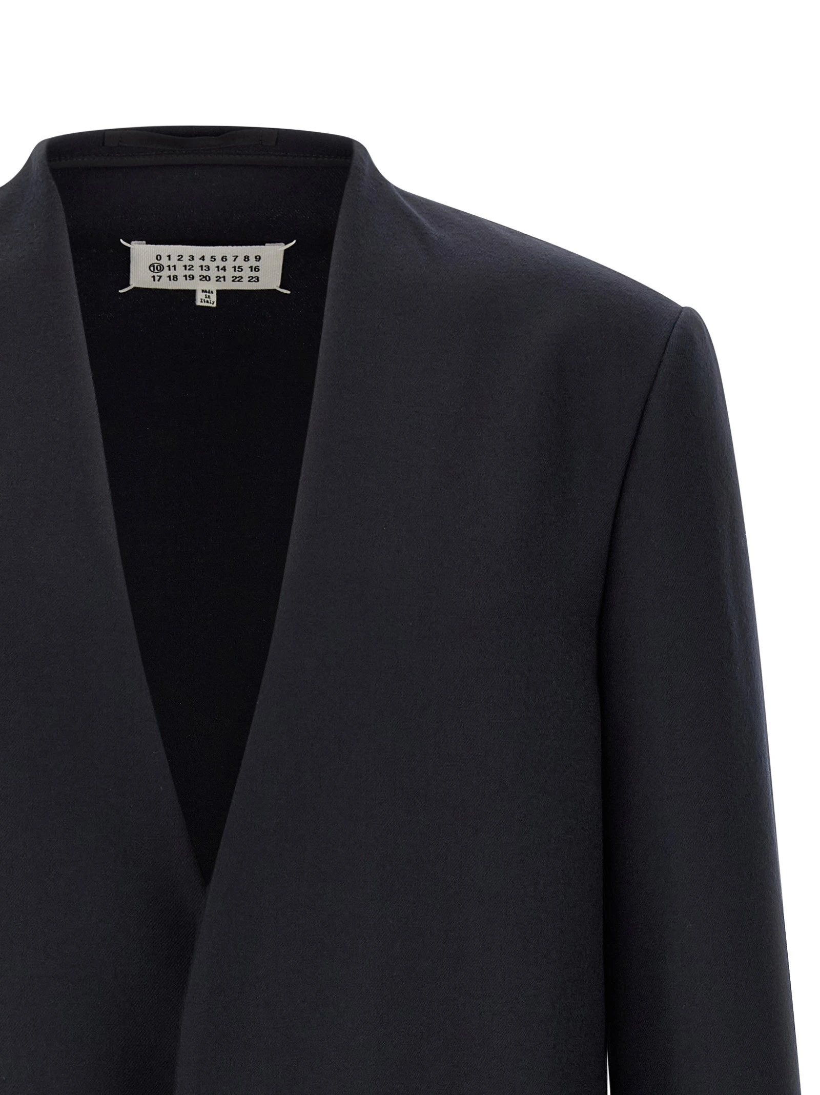 'Minimal' blazer