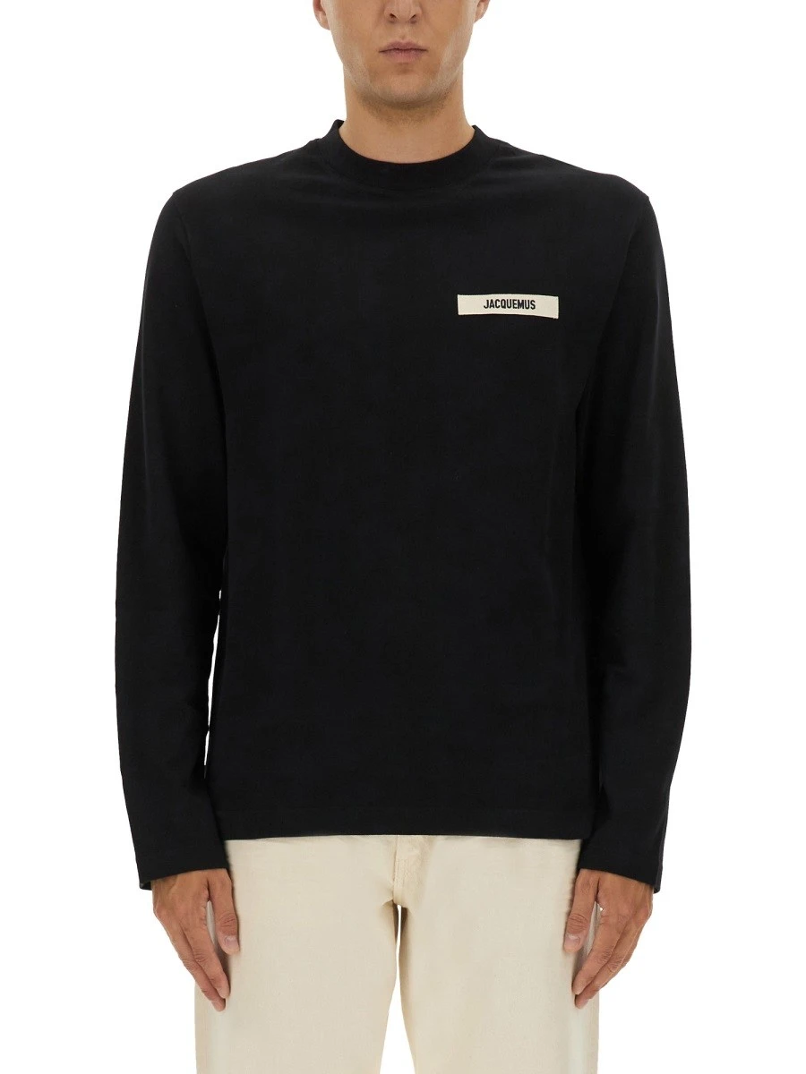 LONG-SLEEVED T-SHIRT
