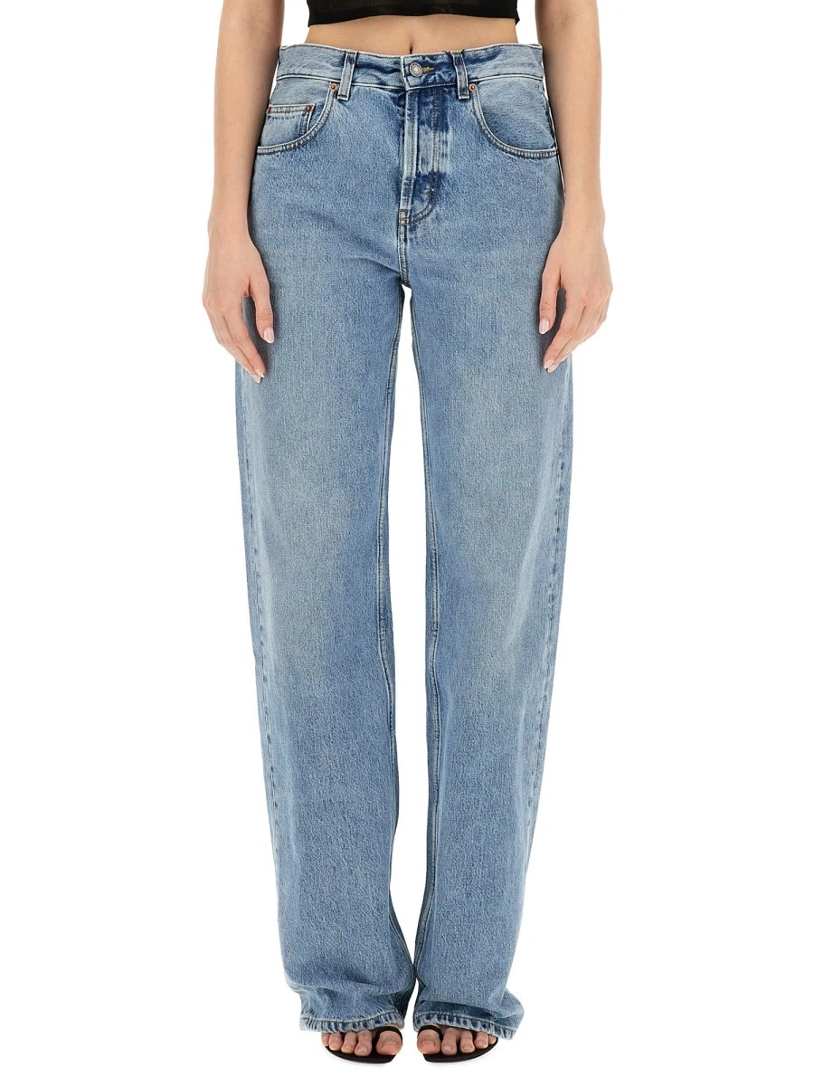JEANS IN DENIM