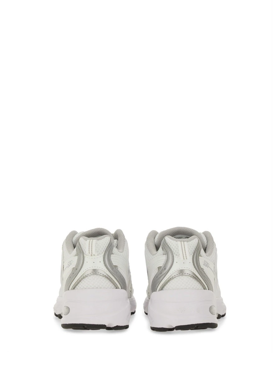 SNEAKER 530