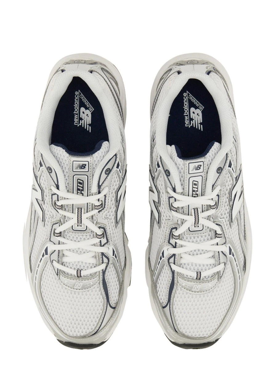 SNEAKER "U740"