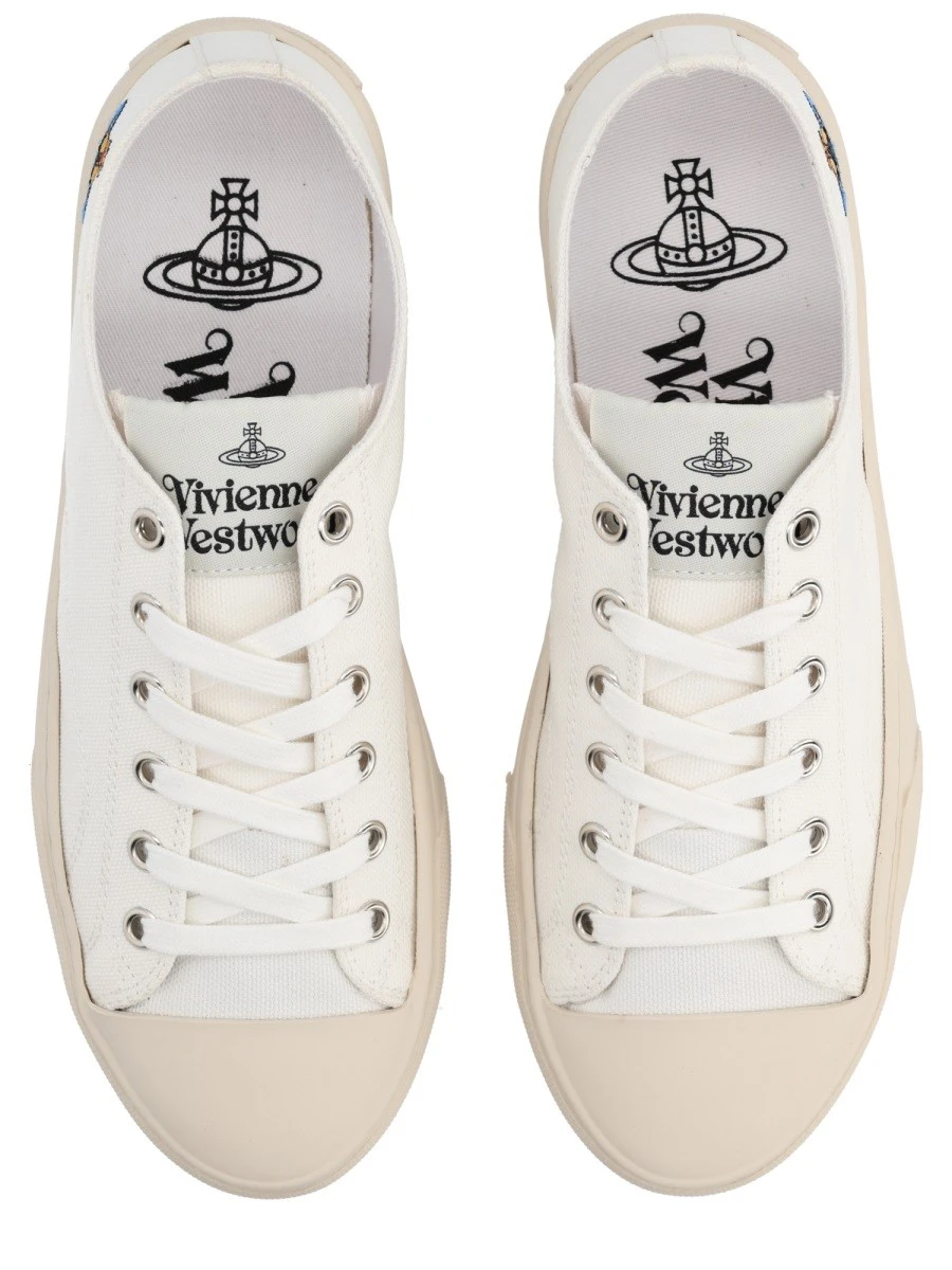 "LOW TOP PLIMSOLL" SNEAKER
