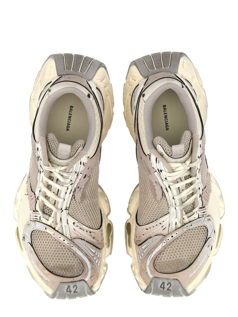 "STAPLER" SNEAKER
