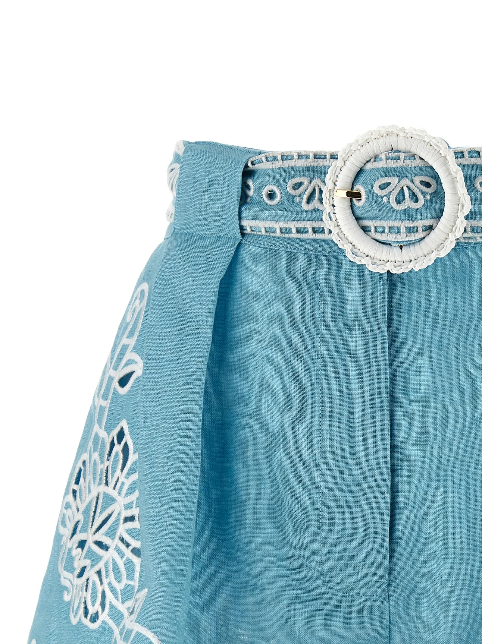'Romantic Richelieu' shorts