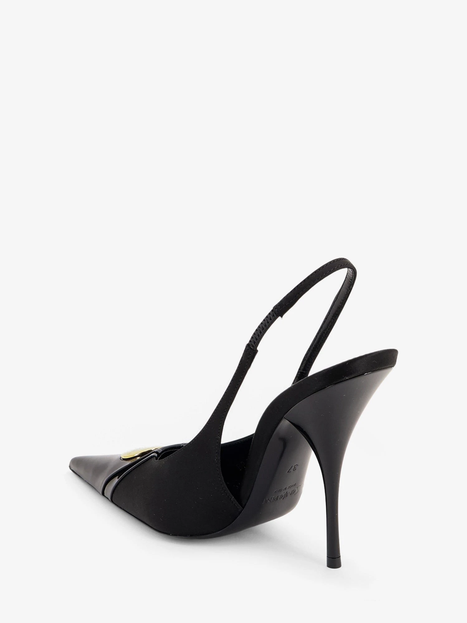 Louis patent leather pumps with logo tag