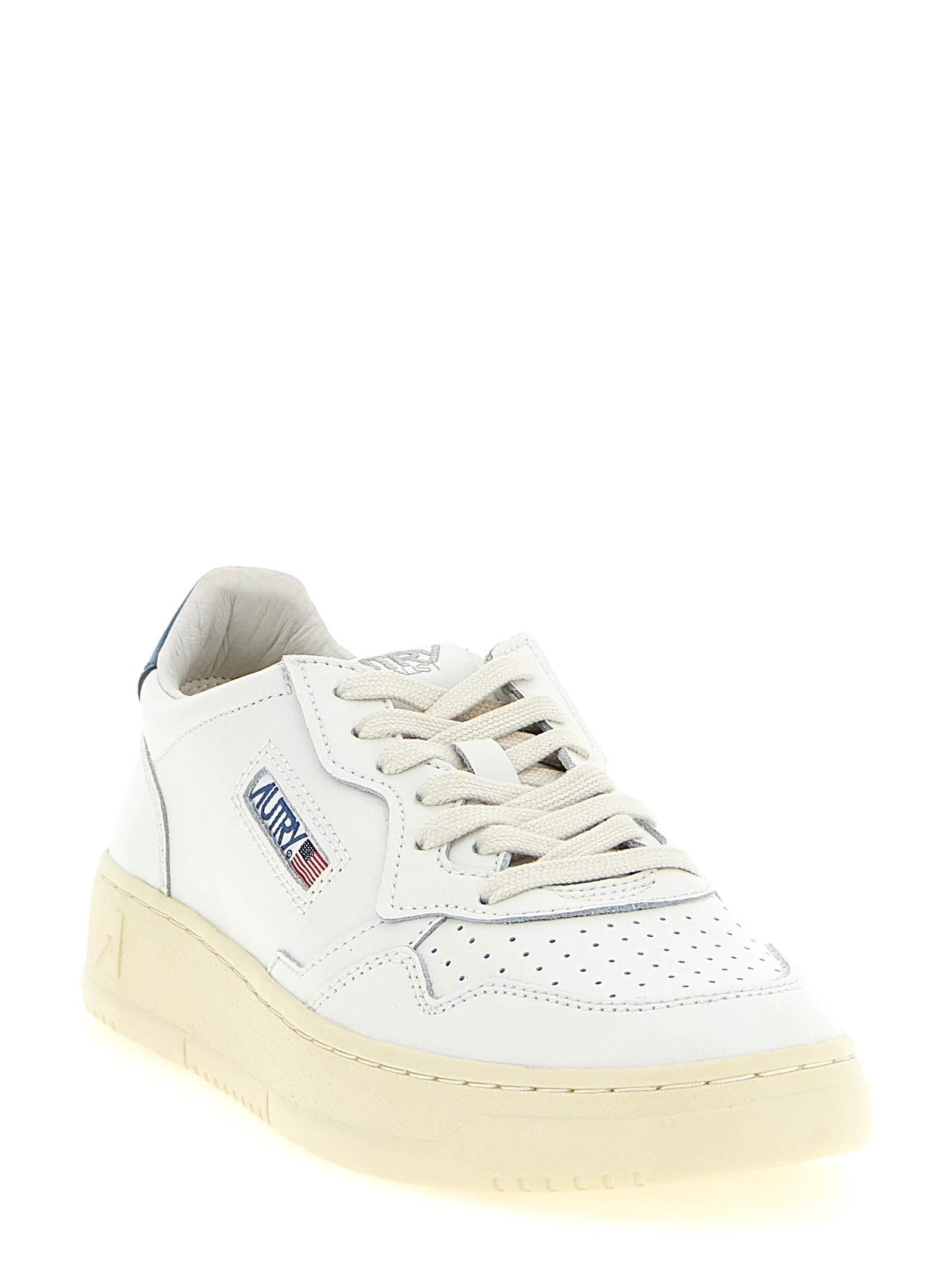 'Medalist Low' sneakers