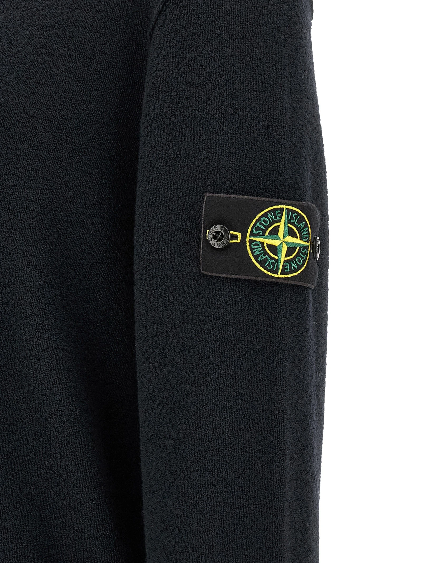 '5100011' sweater