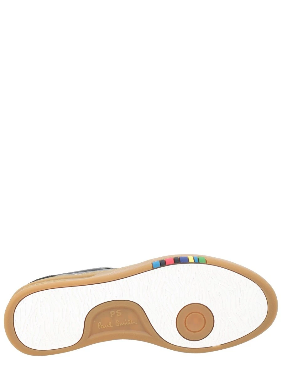 Leather wallet with Intrecciato pattern.webp