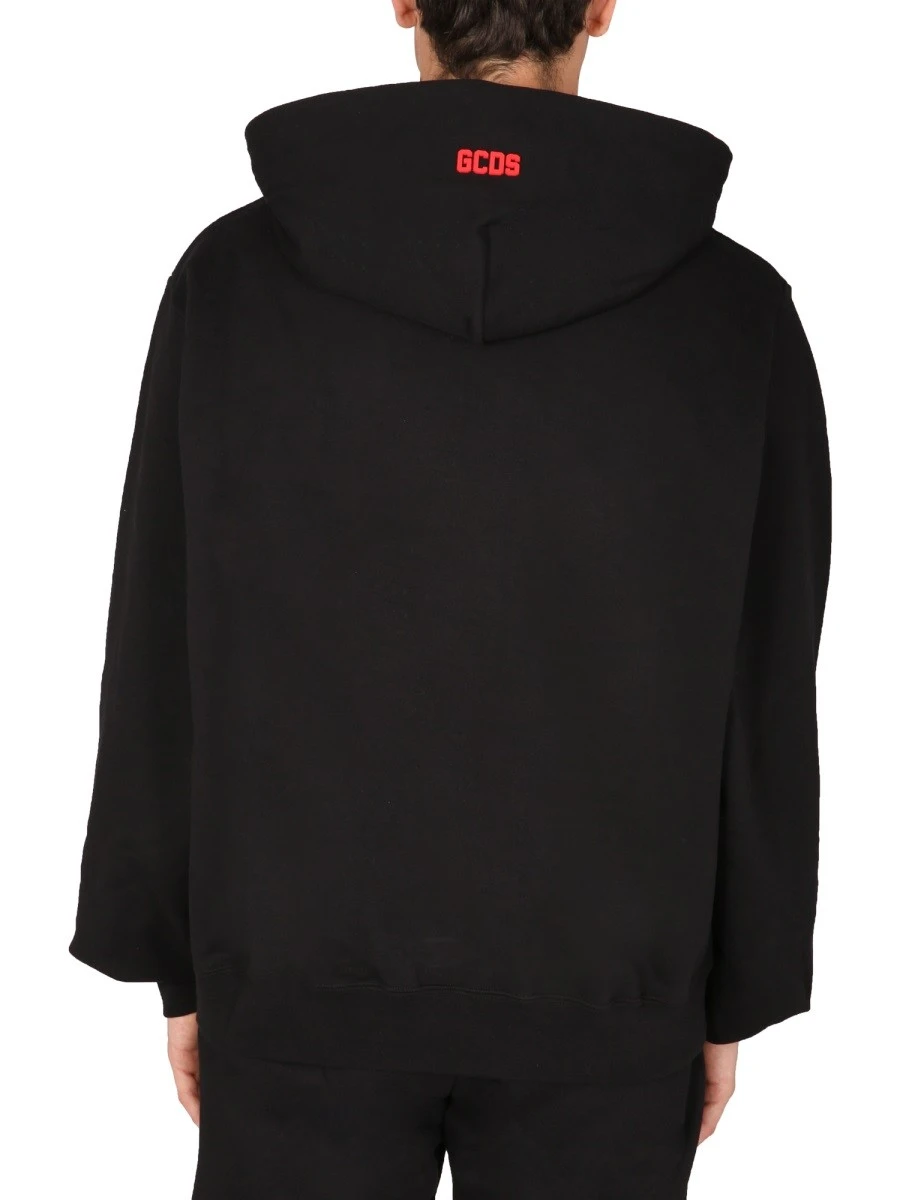SWEATSHIRT WITH RUBBER LOGO.webp