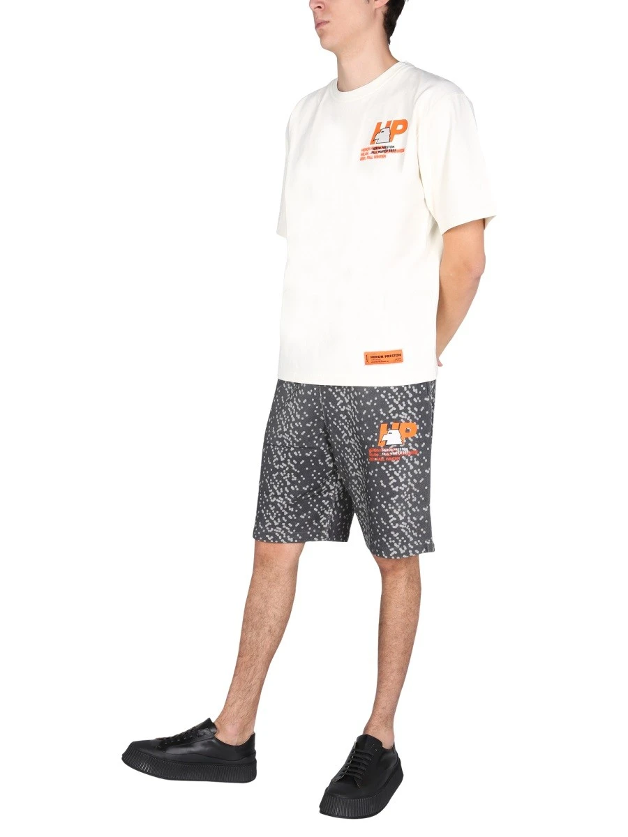 BERMUDA WITH RUBBER LOGO.webp