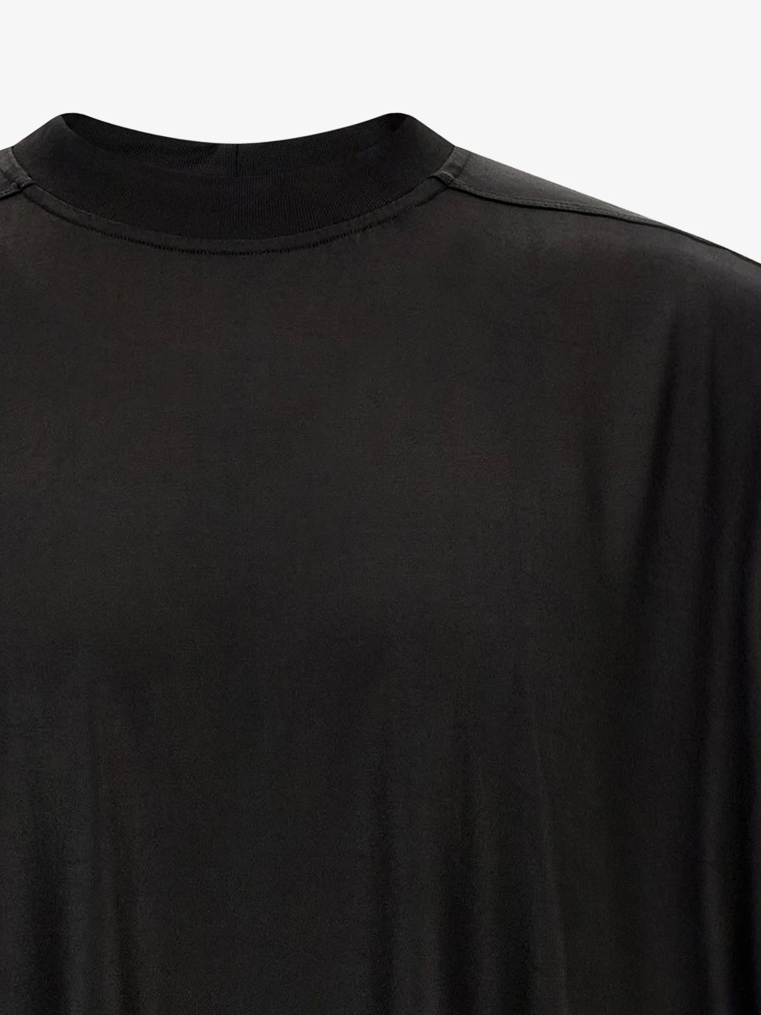 Technical fabric T-shirt.webp