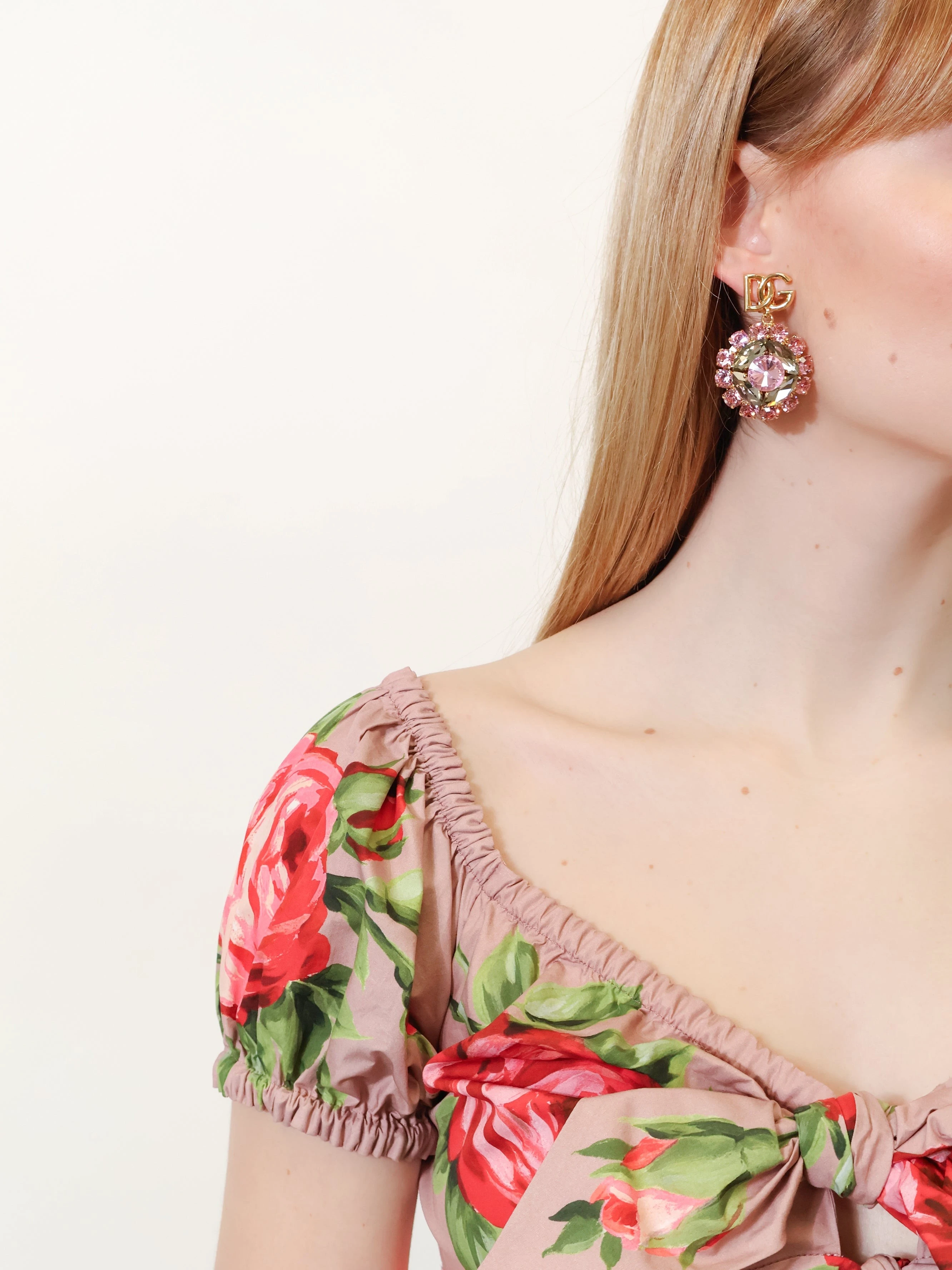 Multicolored brass earrings.webp