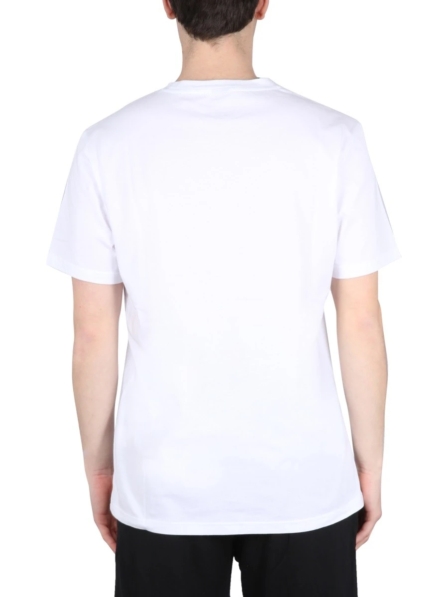T-SHIRT CON STAMPA LOGO.webp