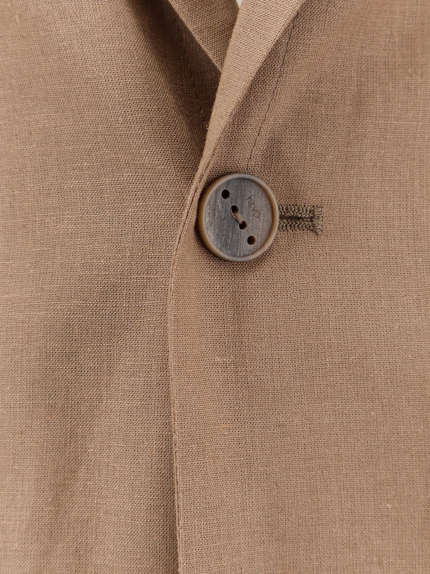 Galatina viscose and linen suit.webp