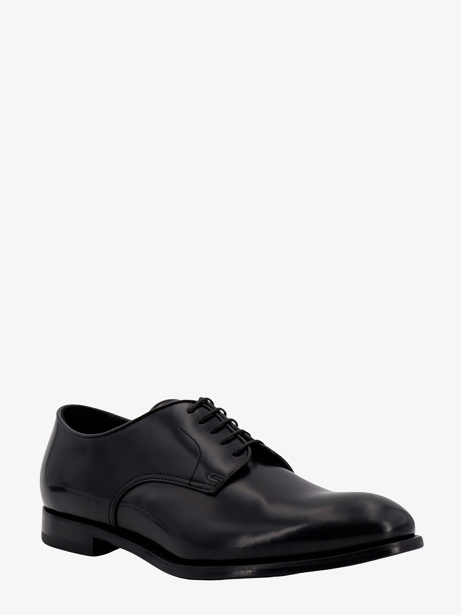 Patent leather lace-up shoe.webp