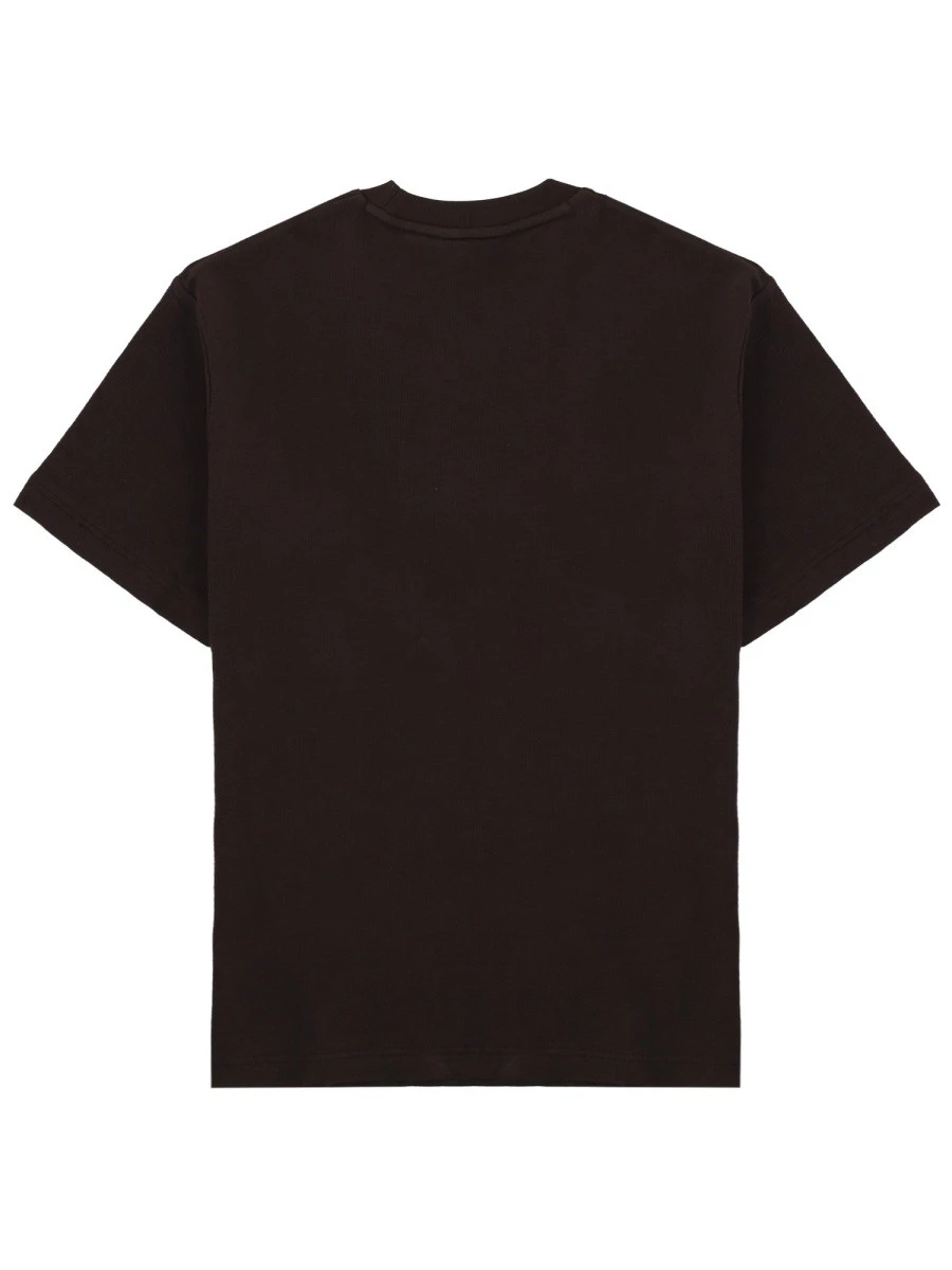 T-SHIRT CON LOGO.webp