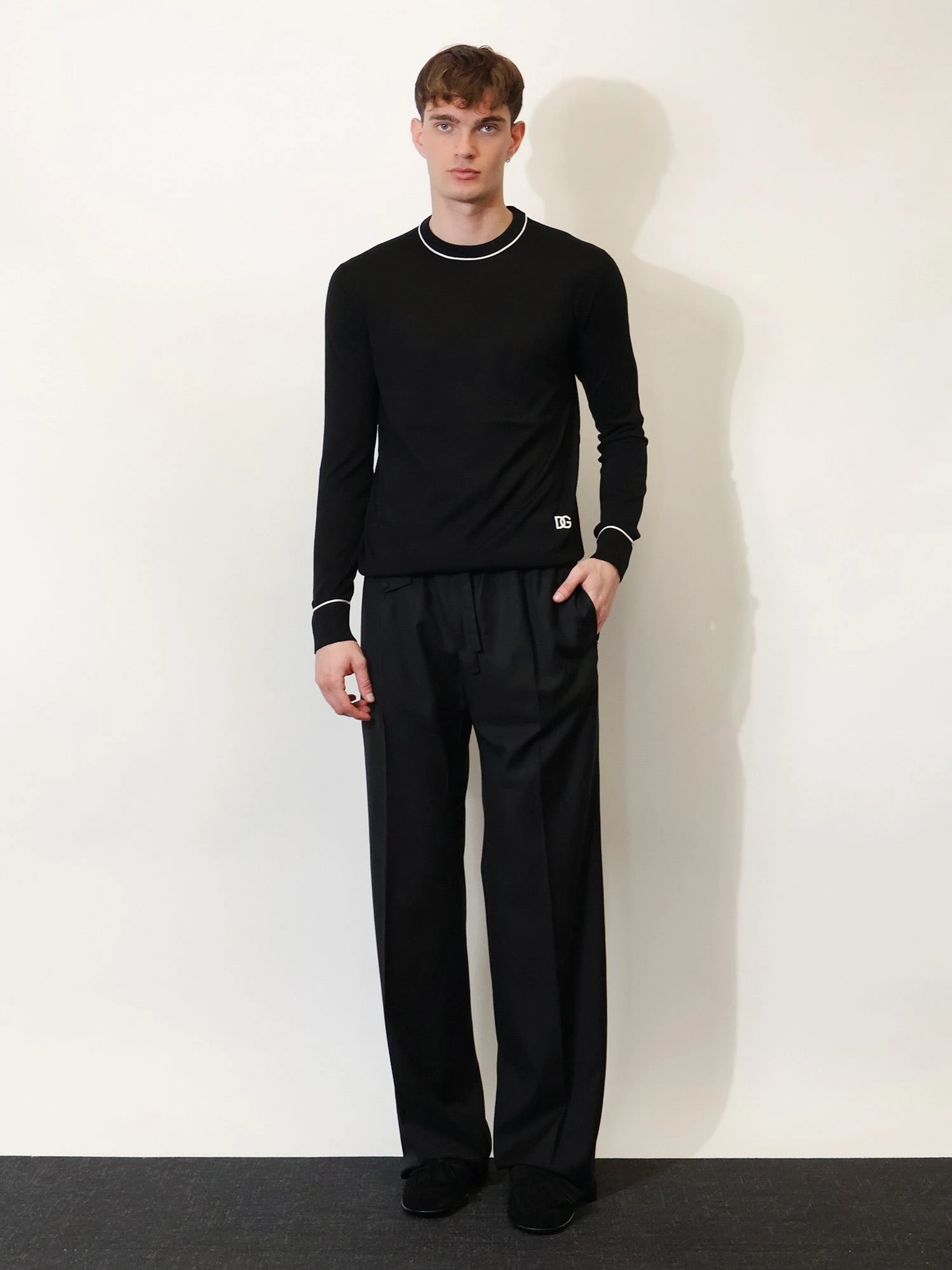 Virgin wool sweater with embroidered DG logo.webp
