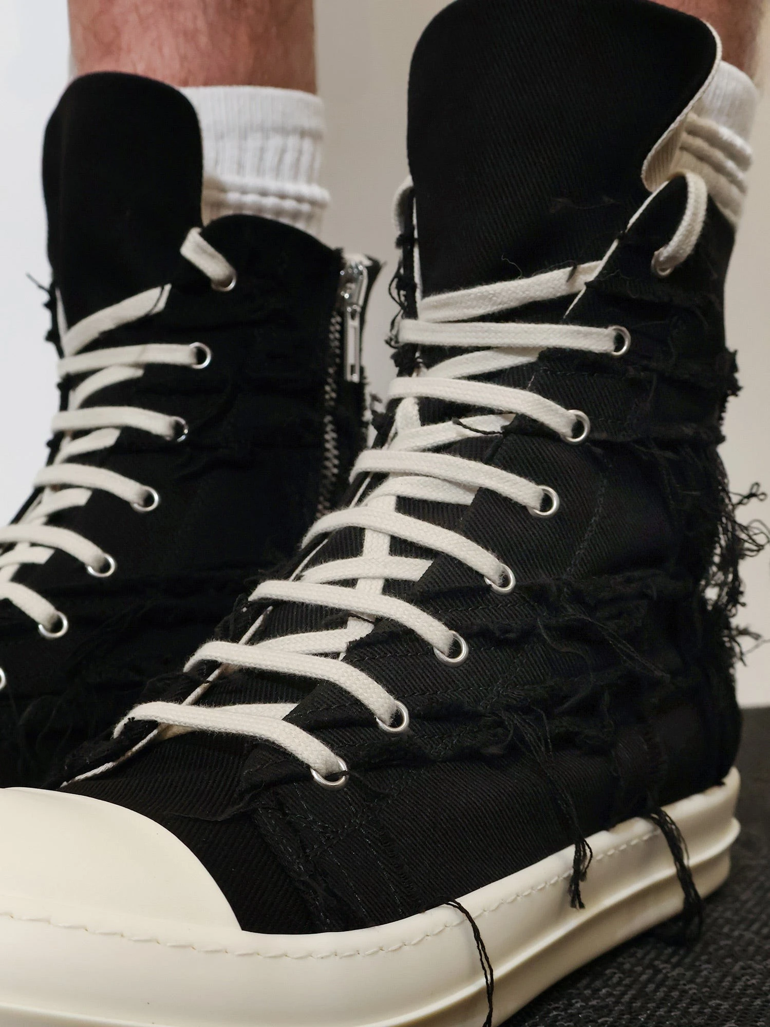 Destroyed effect denim sneakers.webp