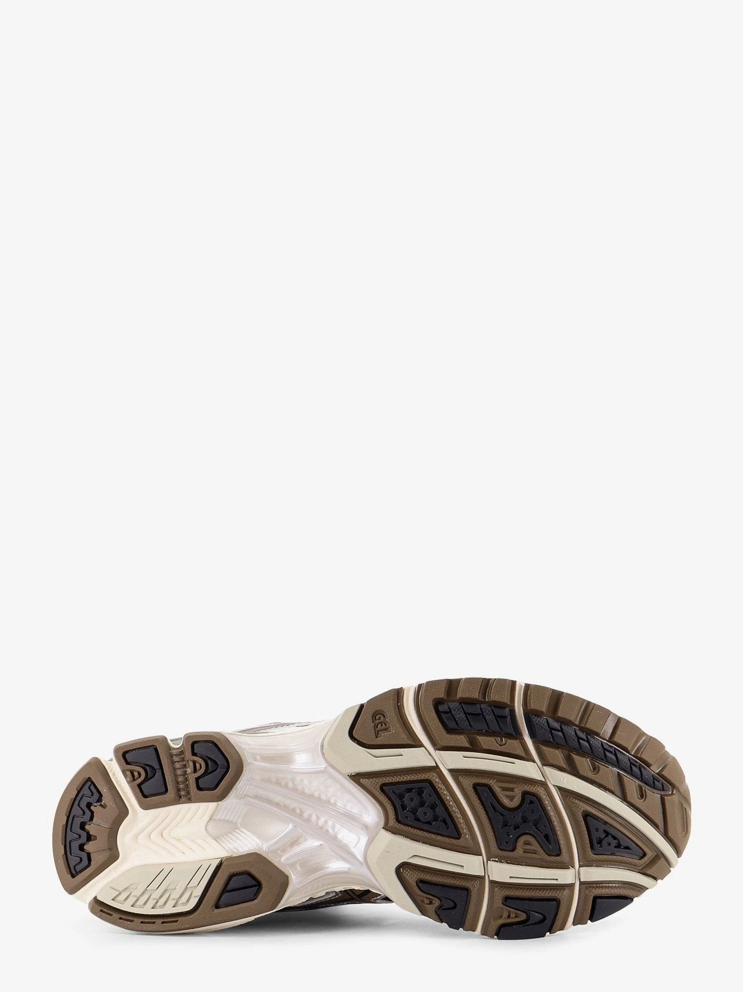 Gel-Nimbus 10.1 low-top mesh sneakers.webp