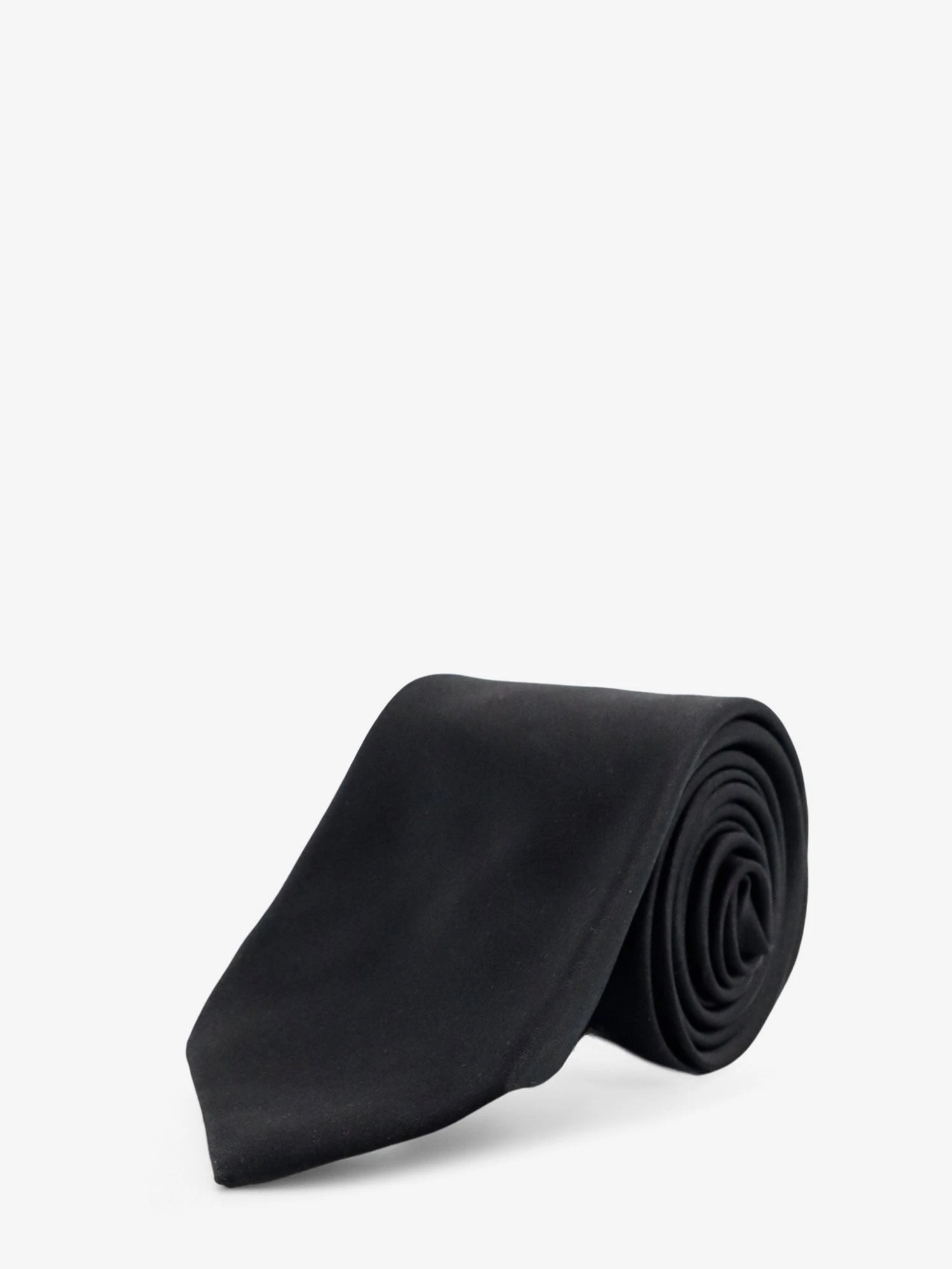 Silk tie.webp