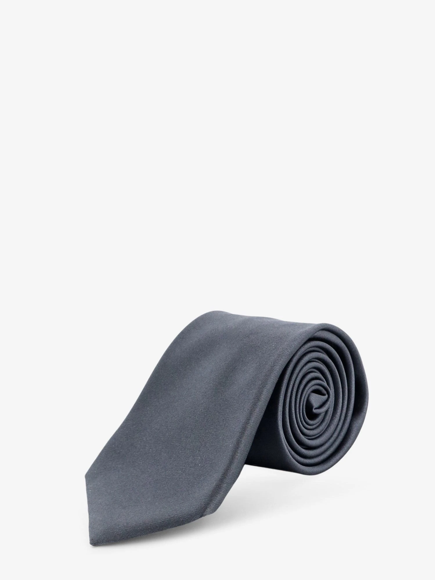 Silk tie.webp