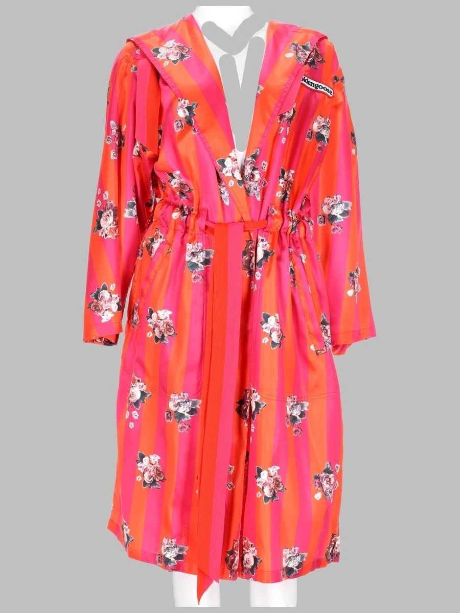 CAPPOTTO CON STAMPA FLOREALE.webp