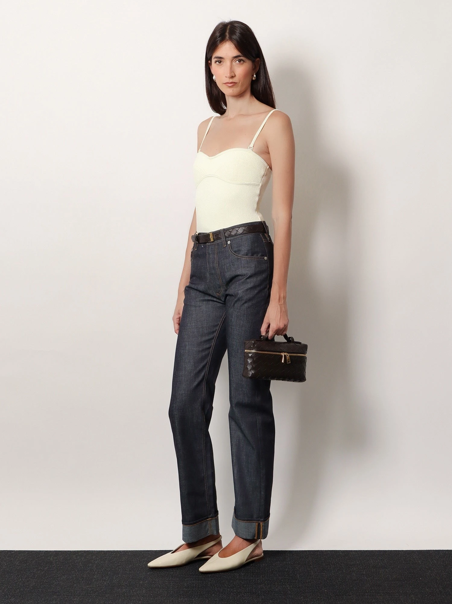 Bang Bang leather shoulder bag with Intrecciato pattern.webp