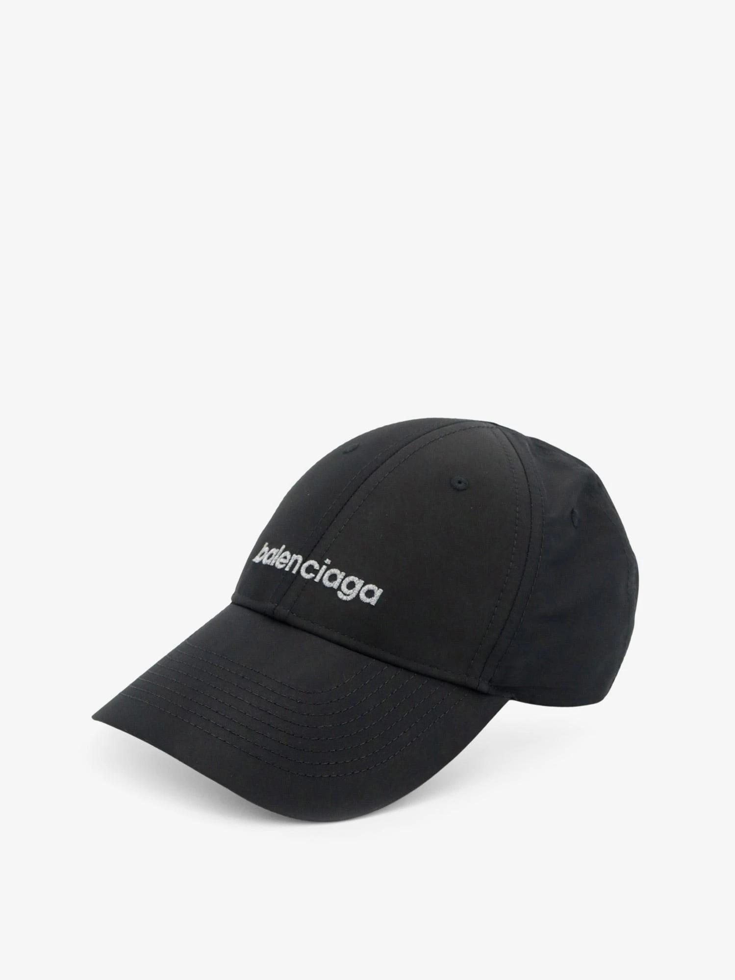 Techwear technical fabric hat with embroidered lettering logo.webp