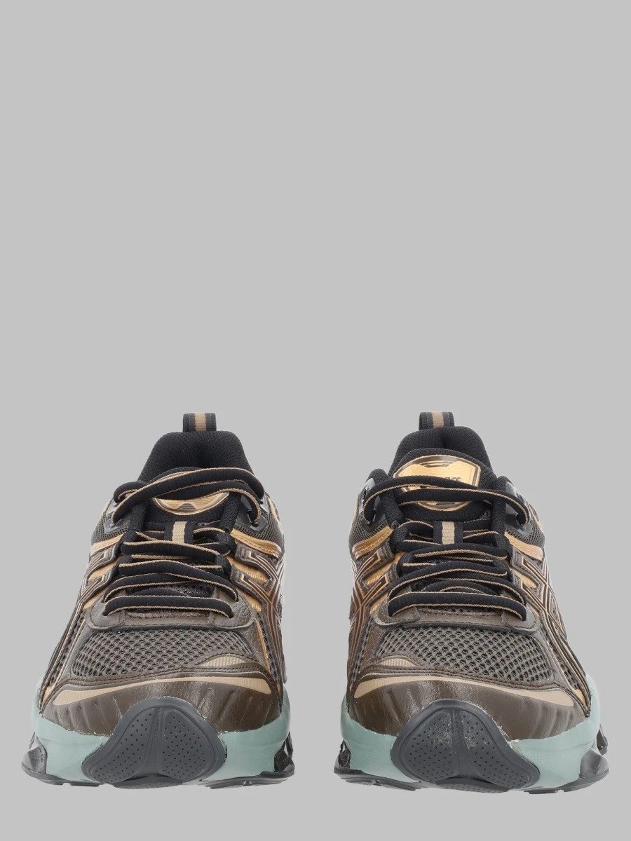 gel-quantum kinetic sneakers.webp