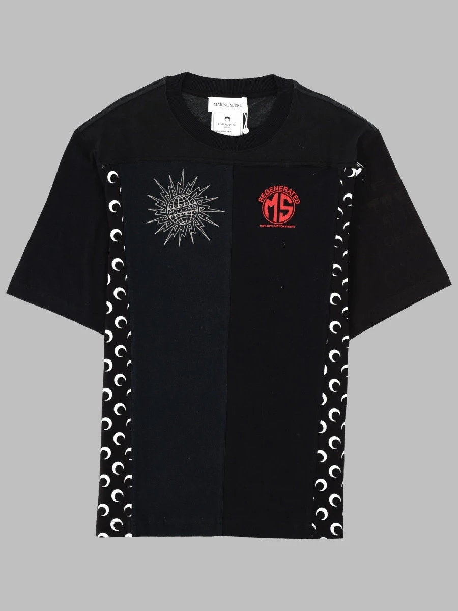 T-SHIRT CON STAMPA.webp